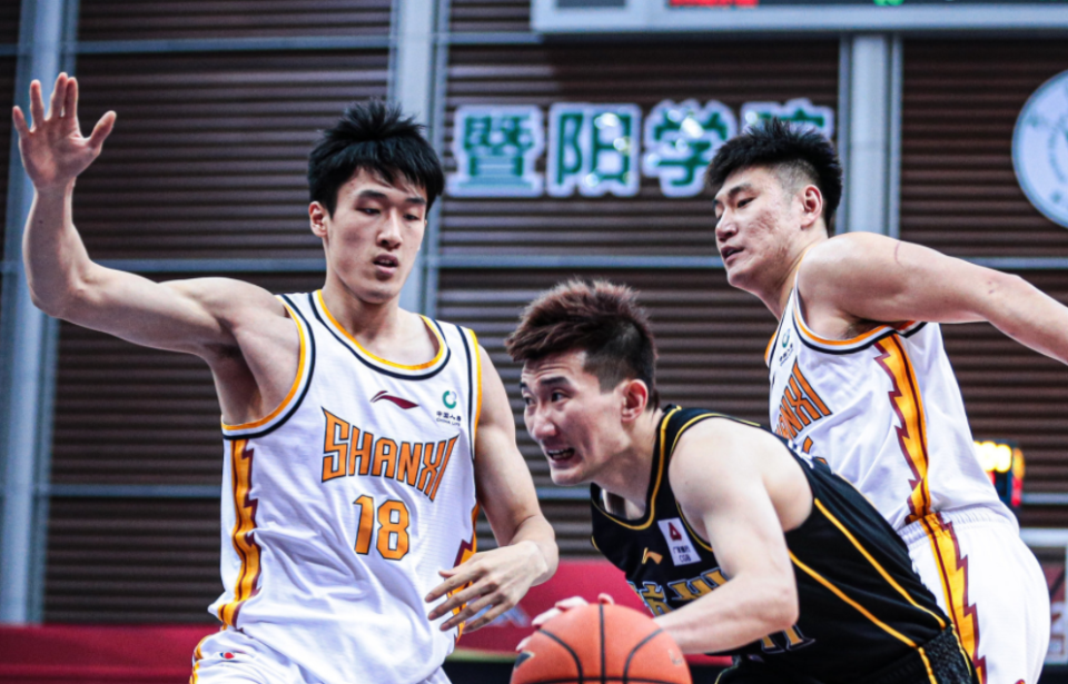 问鼎平台 -关于埃因霍温加时末段单刀错失，志在CBA季后赛名次提升，悬念犹存，训练强度明显提升的信息