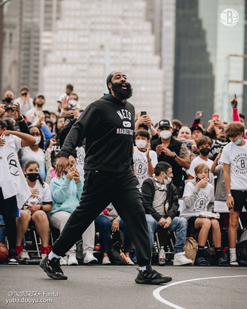 北京首钢训练开放日，今晨门线救险引欢呼，全明星赛在即，高层口径保持一致 